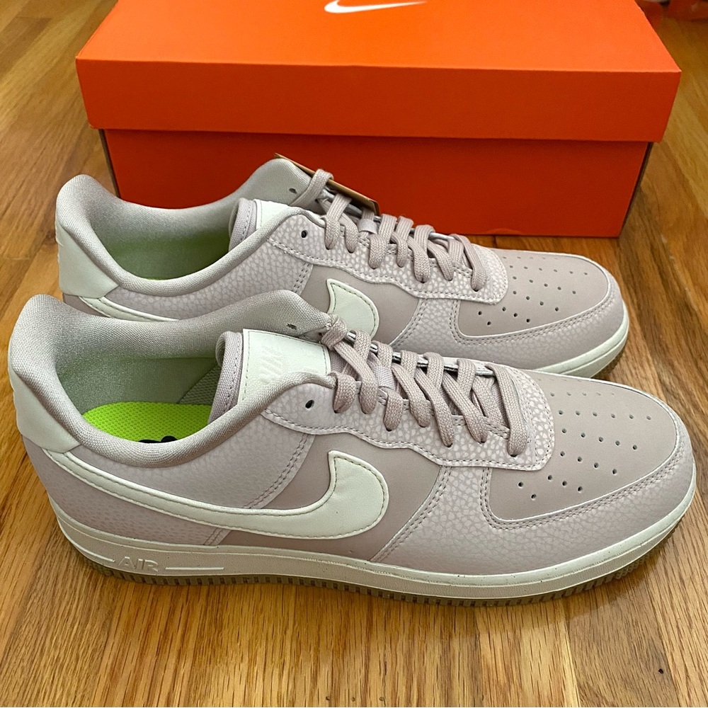 Nike Air Force 1 Women’s Sneakers - Picture 4 of 8